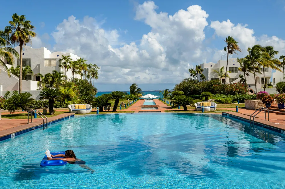 Traveler using eSIM in Anguilla