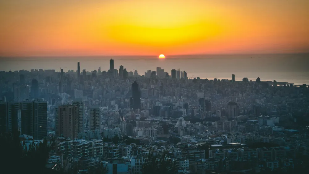 Traveler using eSIM in Lebanon